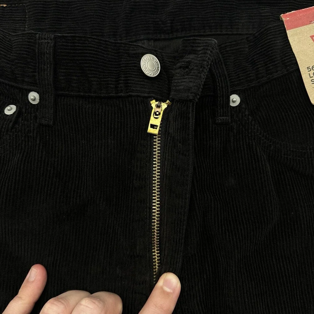 Levi's 565 Loose Straight Men's Size 32x34 Black 100% Cotton Corduroy Jeans NWT